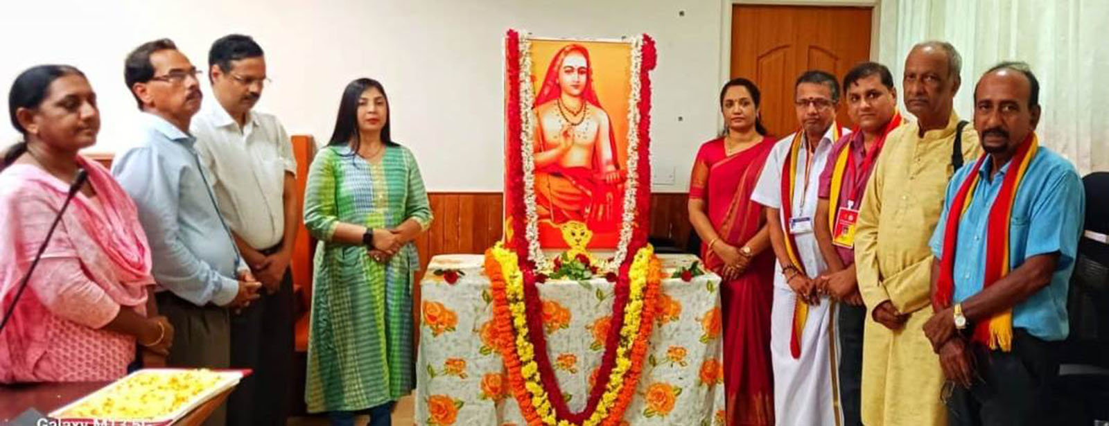 ನುಡಿದಂತೆ ನಡೆಯುವುದು ಶಂಕರಾಚಾರ್ಯರ ಸಿದ್ಧಾಂತ: ಉಡುಪಿ ಎಡಿಸಿ