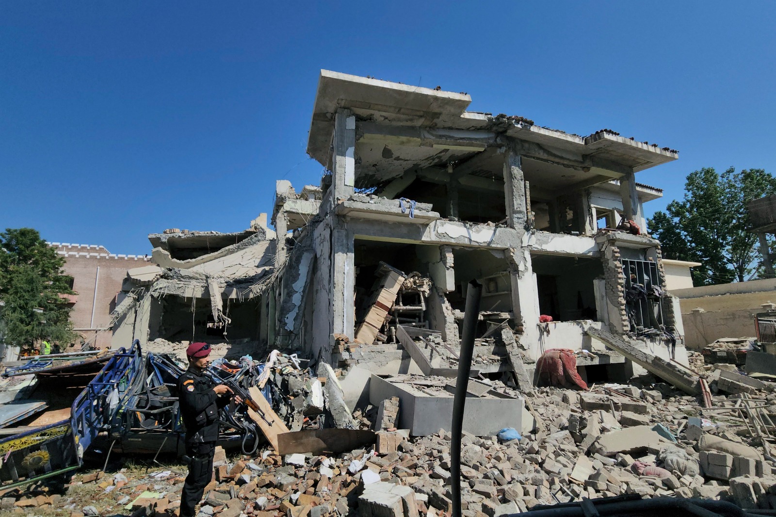 ಇಂಡೊನೇಶ್ಯದಲ್ಲಿ ಪ್ರಬಲ ಭೂಕಂಪ: ಸುನಾಮಿ ಭೀತಿಯಿಂದ ಎತ್ತರಪ್ರದೇಶಗಳಿಗೆ ನಾಗರಿಕರ ಪಲಾಯನ‌