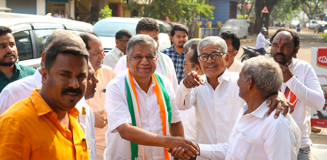 ಸೀಡಿ ತಡೆಯಾಜ್ಞೆ ತಂದವರಿಗೆ ಟಿಕೆಟ್ ಕೊಟ್ಟಿದ್ದು ಯಾವ ಐಡಿಯಾಲಾಜಿ?: ಬಿಜೆಪಿ ನಾಯಕರ ವಿರುದ್ಧ ಶೆಟ್ಟರ್ ವಾಗ್ದಾಳಿ