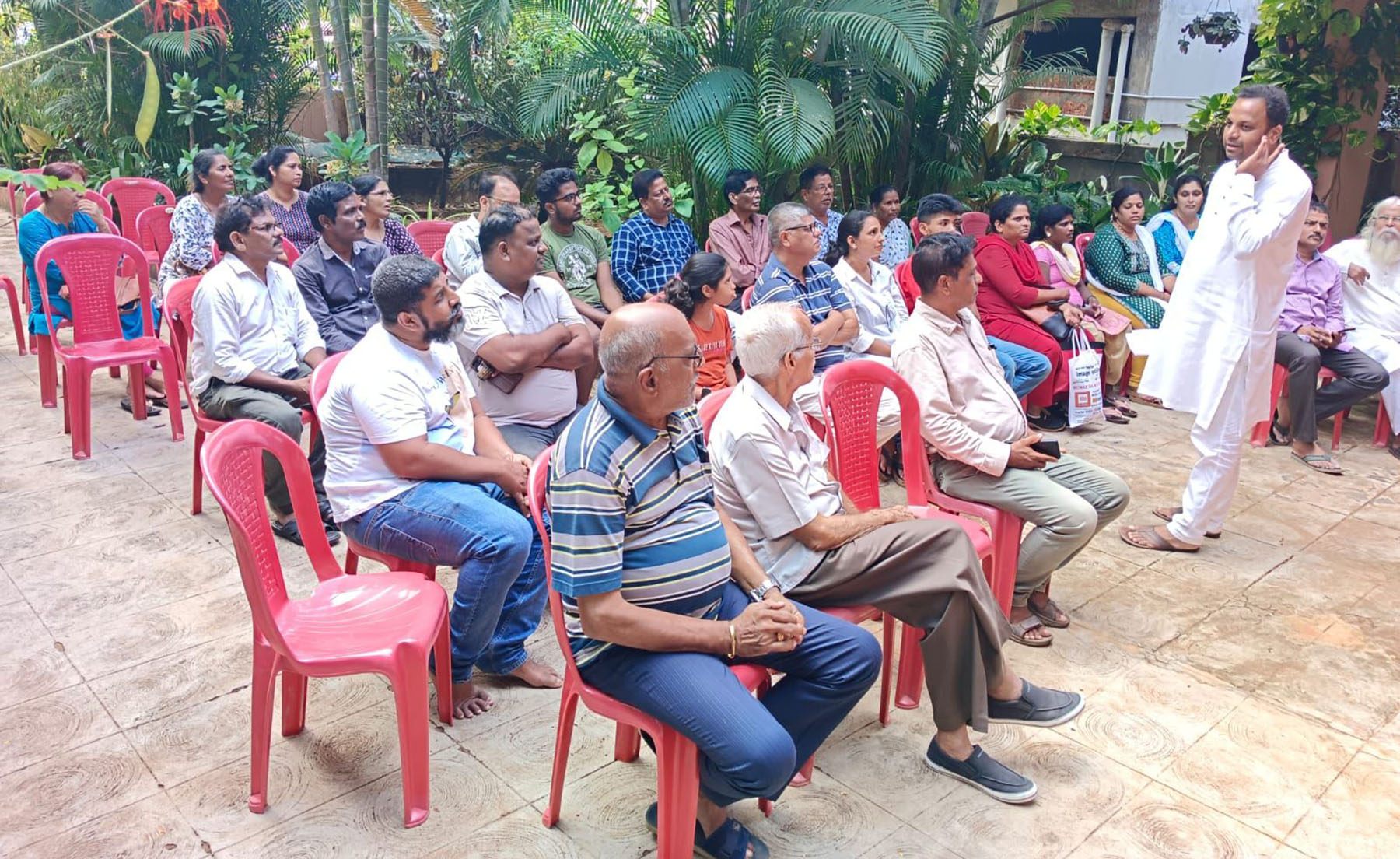 ಉಡುಪಿ: ಪ್ರಸಾದ್‌ರಾಜ್‌ರಿಂದ ಅಲ್ಲಲ್ಲಿ ಪ್ರಚಾರ ಸಭೆ