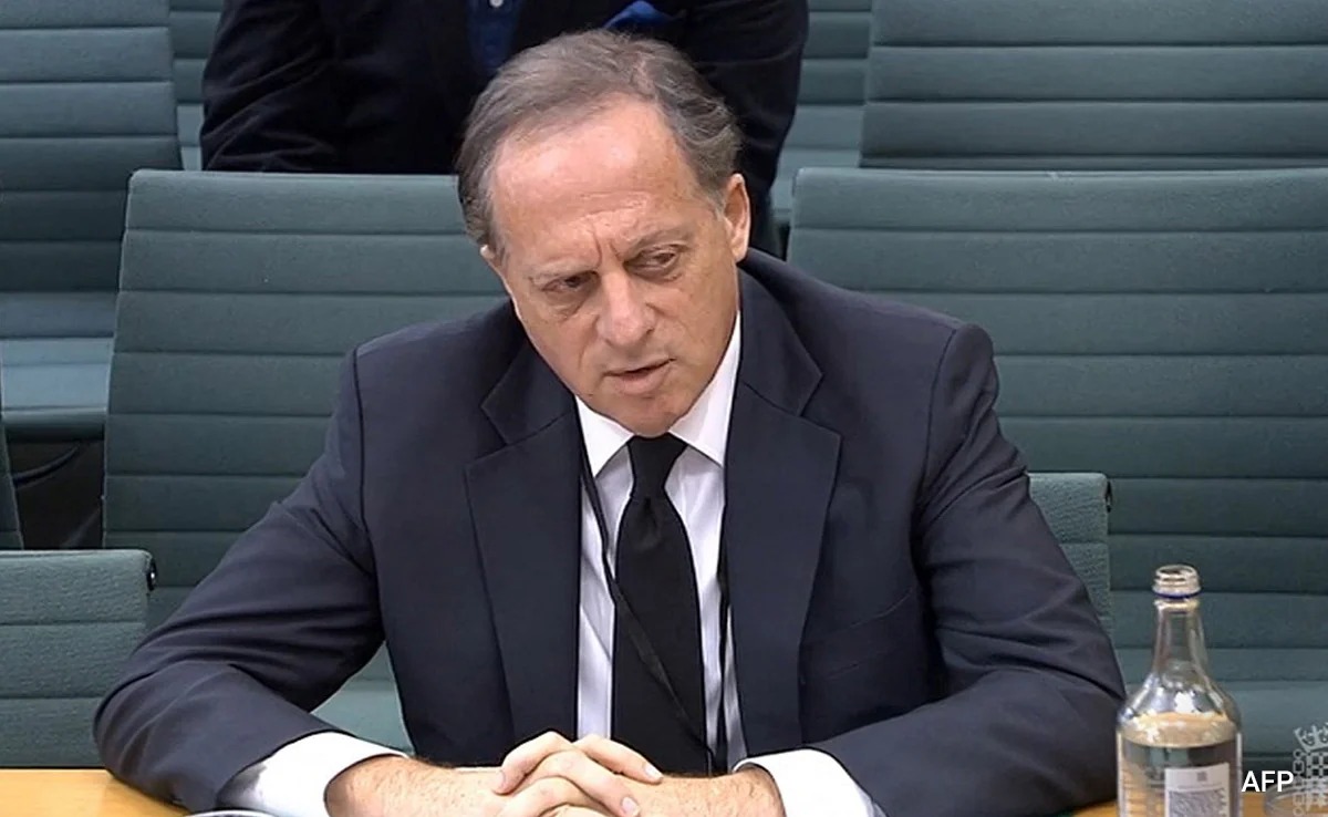 ಬಿಬಿಸಿ ಅಧ್ಯಕ್ಷ ಹುದ್ದೆಗೆ ರಿಚರ್ಡ್ ಶಾರ್ಪ್ ರಾಜೀನಾಮೆ