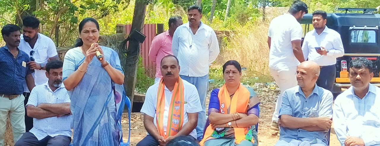 ಕುಂದಾಪುರ: ಕಿರಣ್ ಕೊಡ್ಗಿ ಪರ ಶೋಭಾ ಕರಂದ್ಲಾಜೆ ಪ್ರಚಾರ