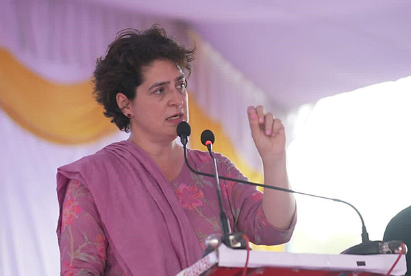 ಬಿಜೆಪಿ ಸರಕಾರ ಲೂಟಿ ಮಾಡಿದ 1.5 ಲಕ್ಷ ಕೋಟಿ ಹಣದಲ್ಲಿ ಮೂಲಸೌಕರ್ಯ ನೀಡಬಹುದಿತ್ತು: ಪ್ರಿಯಾಂಕಾ ಗಾಂಧಿ