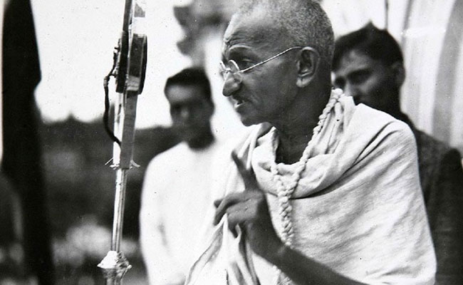 NCERT ಪಠ್ಯದಿಂದ RSS ನಿಷೇಧ, ಗಾಂಧೀಜಿ ಕುರಿತ ಉಲ್ಲೇಖಗಳನ್ನು ಕೈಬಿಟ್ಟ ಕ್ರಮ ಟೀಕಿಸಿದ ಇತಿಹಾಸಕಾರರು, ಶಿಕ್ಷಣ ತಜ್ಞರು