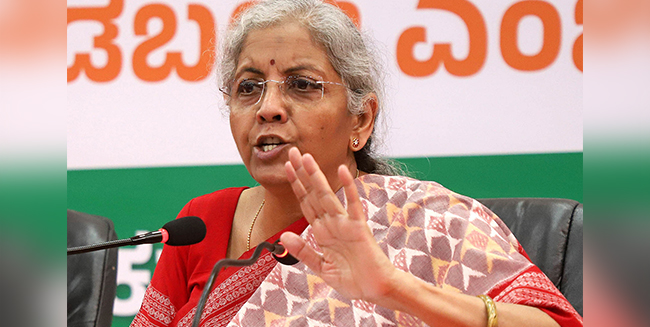 ಸಂವಿಧಾನದ ಮೂಲಭೂತ ವಿಷಯಗಳಿಗೆ ತಿದ್ದುಪಡಿ ಮಾಡಿದ್ದೇ ಕಾಂಗ್ರೆಸ್: ನಿರ್ಮಲಾ ಸೀತಾರಾಮನ್ ವಾಗ್ದಾಳಿ