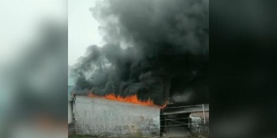 ಸಿಲಿಂಡರ್ ಸ್ಫೋಟದಿಂದ ಹೊತ್ತಿ ಉರಿದ ನಾಲ್ಕಂತಸ್ತಿನ ಕಟ್ಟಡ: ನಾಲ್ವರು ಮಕ್ಕಳ ಸಜೀವ ದಹನ