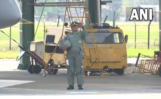 ಸುಖೋಯ್ 30 ಫೈಟರ್ ವಿಮಾನದಲ್ಲಿ ಮೊದಲ ಬಾರಿ ಪ್ರಯಾಣ ಬೆಳೆಸಿದ ರಾಷ್ಟ್ರಪತಿ  ದ್ರೌಪದಿ ಮುರ್ಮು