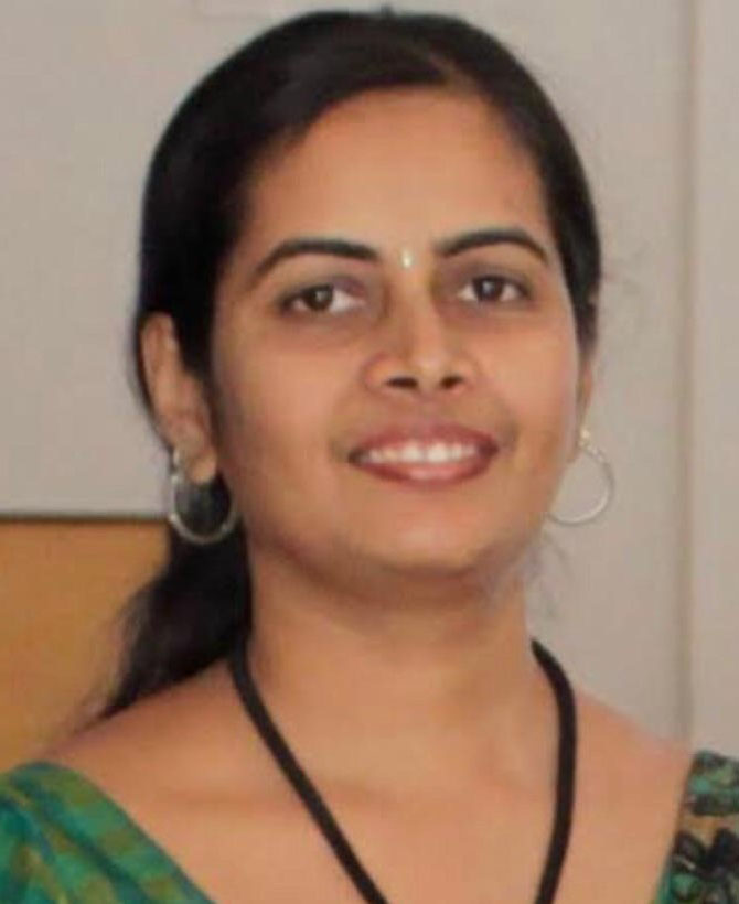 ರೆನಿಟಾ ಶರೋನ್‌ಗೆ ಪಿಎಚ್‌ಡಿ ಪದವಿ