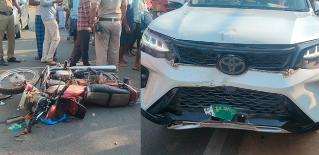 ವಿಜಯನಗರ: ರಂಭಾಪುರಿ ಶ್ರೀಗಳ ಕಾರು ಅಪಘಾತ