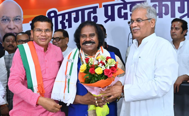 ಛತ್ತೀಸ್‌ಗಢದ ಬುಡಕಟ್ಟು ಜನಾಂಗದ ಹಿರಿಯ ನಾಯಕ ನಂದಕುಮಾರ್ ಸಾಯಿ ಕಾಂಗ್ರೆಸ್ ಗೆ ಸೇರ್ಪಡೆ