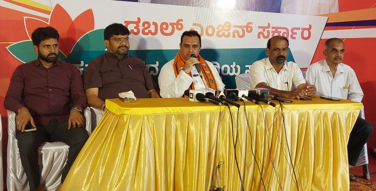 ಉಡುಪಿ ಕ್ಷೇತ್ರದಲ್ಲಿ ಕಾಂಗ್ರೆಸ್‌ನಿಂದ ದುರ್ಬಲ ಅಭ್ಯರ್ಥಿ: ಪ್ರಮೋದ್ ಮಧ್ವರಾಜ್ ಟೀಕೆ