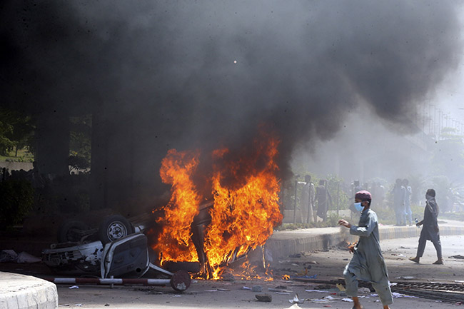 ಪಾಕಿಸ್ತಾನ: 945 ಮಂದಿಯ ಬಂಧನ