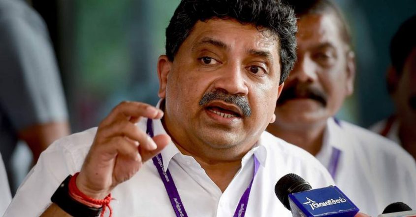 ತಮಿಳುನಾಡು ಸಚಿವ ಸಂಪುಟ ಪುನಾರಚನೆ:  ಪಳನಿವೇಲ್ ತ್ಯಾಗ ರಾಜನ್ ಕೈತಪ್ಪಿದ ಹಣಕಾಸು ಖಾತೆ