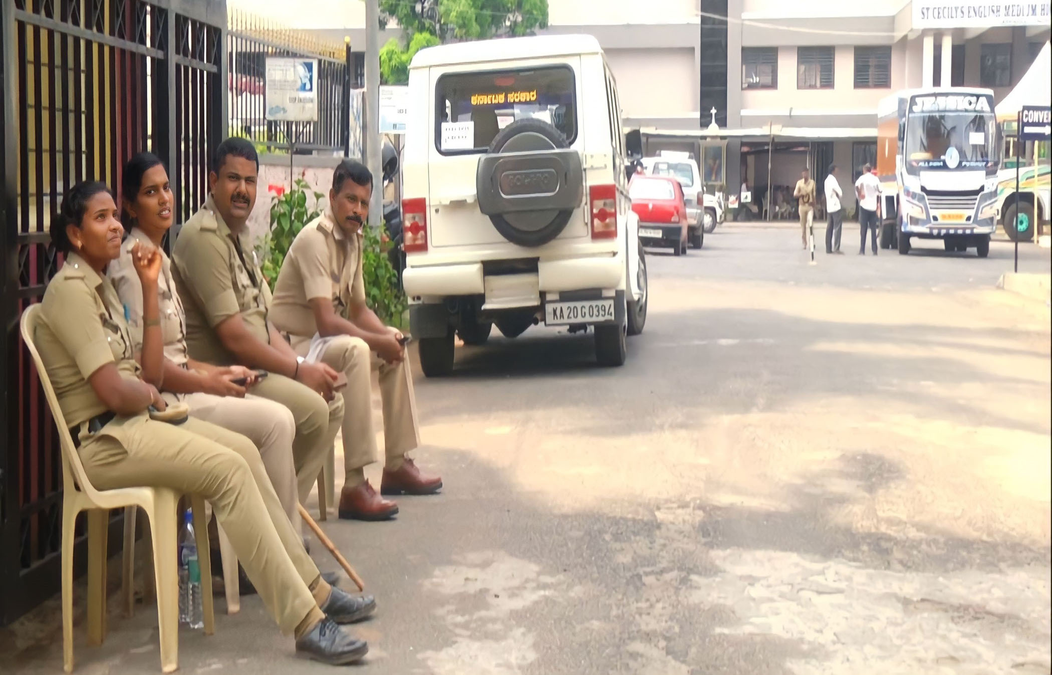 ಉಡುಪಿ ಜಿಲ್ಲೆಯಲ್ಲಿ ಒಟ್ಟು ಶೇ.78.57ರಷ್ಟು ಮತದಾನ ಉಡುಪಿ ಜಿಲ್ಲೆಯಲ್ಲಿ ಒಟ್ಟು ಶೇ.78.57ರಷ್ಟು ಮತದಾನ