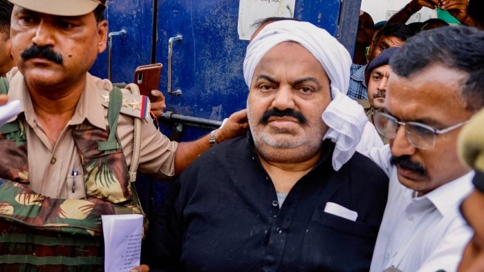 ಉಮೇಶ್ ಪಾಲ್ ಹತ್ಯೆ ಪ್ರಕರಣ: ಅತೀಕ್ ಅಹ್ಮದ್ ಪತ್ನಿ ಶಾಯಿಸ್ತಾ ಪರ್ವೀನ್‌ಗಾಗಿ ಉ.ಪ್ರ.ಪೊಲೀಸರಿಂದ ಲುಕ್‌ಔಟ್ ನೋಟಿಸ್