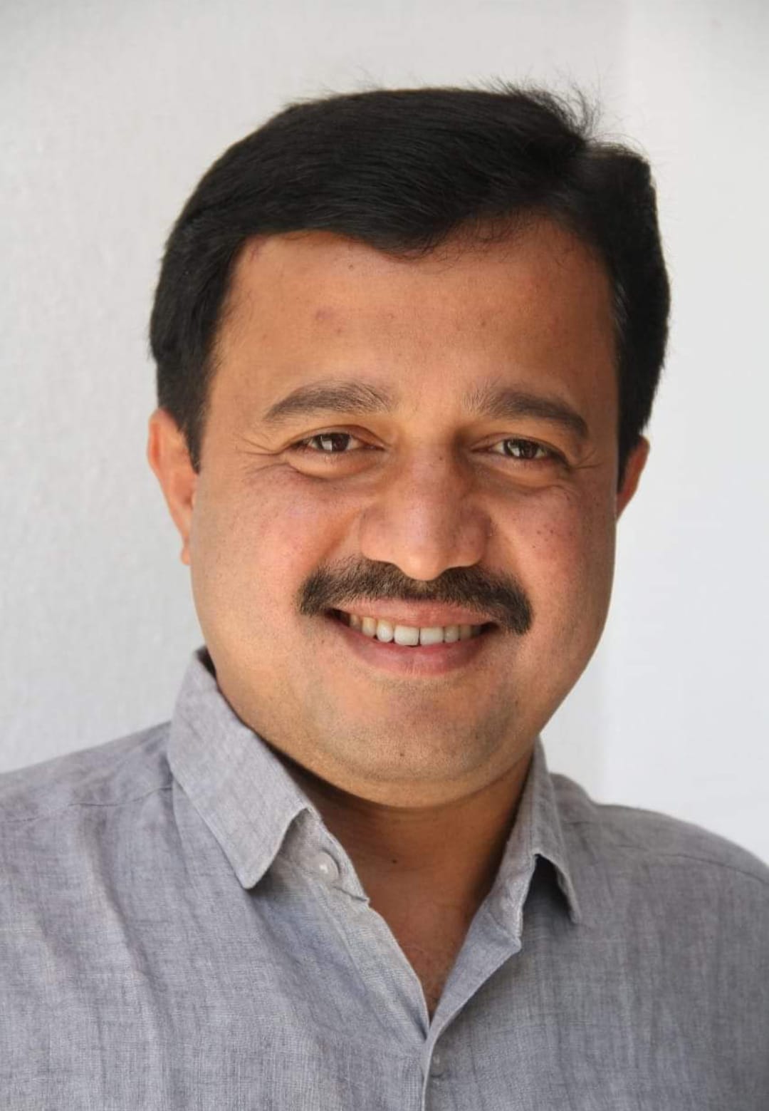 ಆರ್ ಟಿಐ ಕಾರ್ಯಕರ್ತನಿಗೆ ಜೀವ ಬೆದರಿಕೆ ಒಡ್ಡಿದ ಆರೋಪ: ನೌಕರರ ಸಂಘದ ಅಧ್ಯಕ್ಷ ಸಿ.ಎಸ್.ಷಡಾಕ್ಷರಿ ವಿರುದ್ಧ ಎಫ್‌ಐಆರ್‌