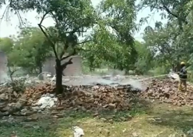 ತ.ನಾ.: ಪಟಾಕಿ ಕಾರ್ಖಾನೆಯಲ್ಲಿ ಸ್ಫೋಟ; ಇಬ್ಬರು ಸಾವು, ಹಲವರಿಗೆ ಗಾಯ