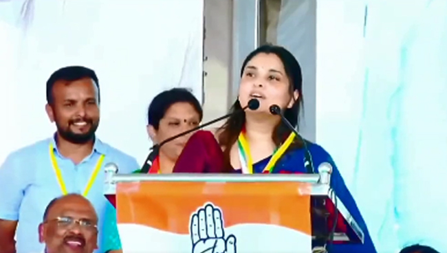 ನಾನು ಎಂದೆಂದಿಗೂ ಮಂಡ್ಯದ ಗೌಡತಿ: ಕಾಂಗ್ರೆಸ್ ಅಭ್ಯರ್ಥಿಗಳ ಪರ ಪ್ರಚಾರಕ್ಕಿಳಿದ ನಟಿ ರಮ್ಯಾ