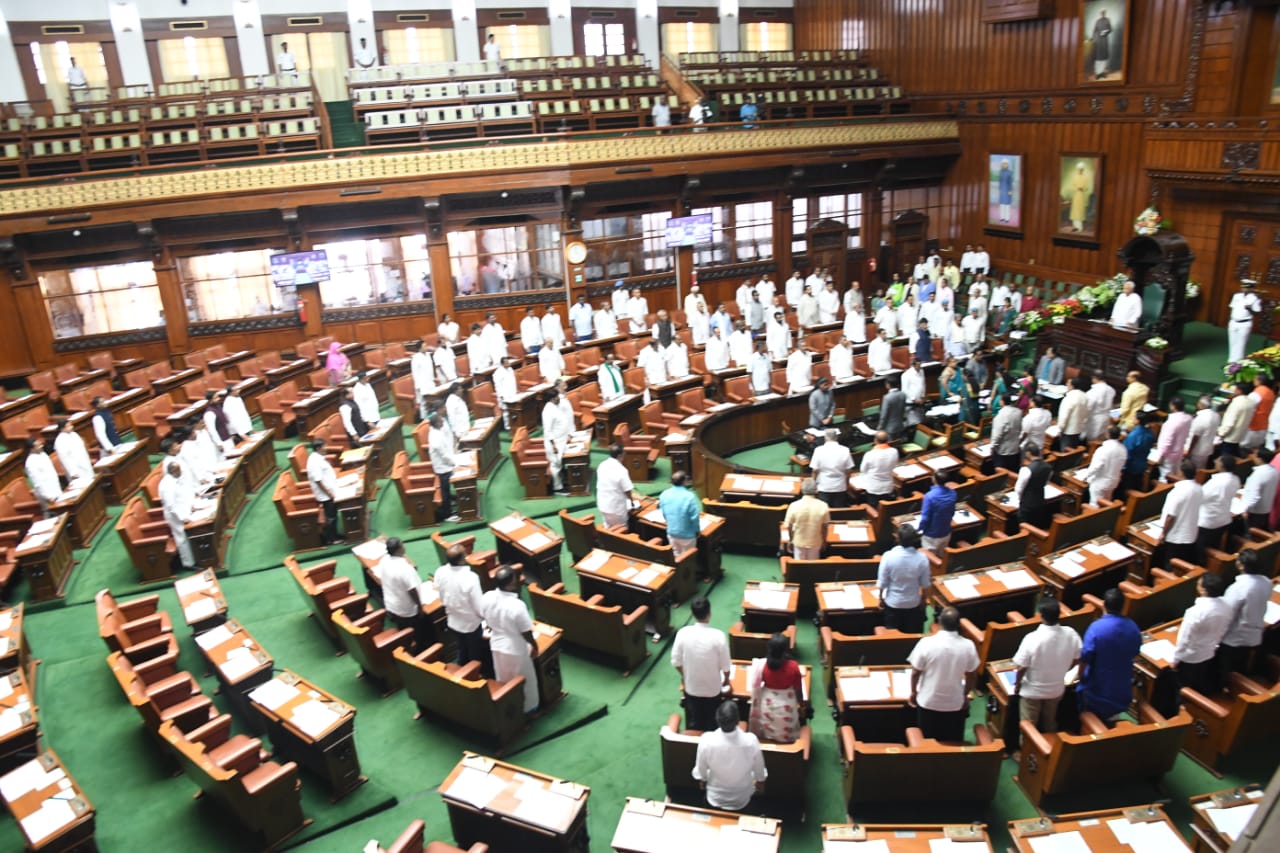 ರಿಝ್ವಾನ್ ಅರ್ಶದ್, ಲಕ್ಷ್ಮಿ ಹೆಬ್ಬಾಳ್ಕರ್, ವಿಜಯೇಂದ್ರ ಸಹಿತ 27 ಮಂದಿ ಸದಸ್ಯರ ಪ್ರಮಾಣ ವಚನ