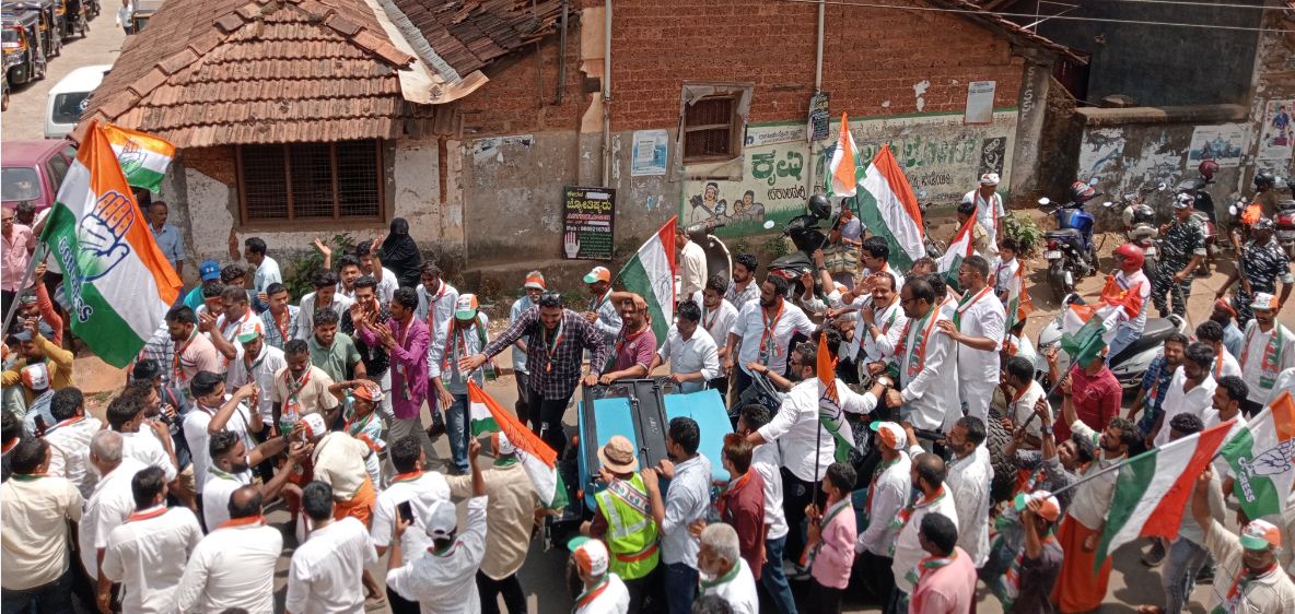ಉಪ್ಪಿನಂಗಡಿ: ಕಾಂಗ್ರೆಸ್‍ನಿಂದ ರೋಡ್ ಶೋ; ಮತಯಾಚನೆ