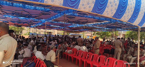 ಭಟ್ಕಳ: ಚುನಾವಣೆಗೆ ಸಿದ್ಧವಾಗುತ್ತಿರುವ ಸಿಬ್ಬಂದಿ