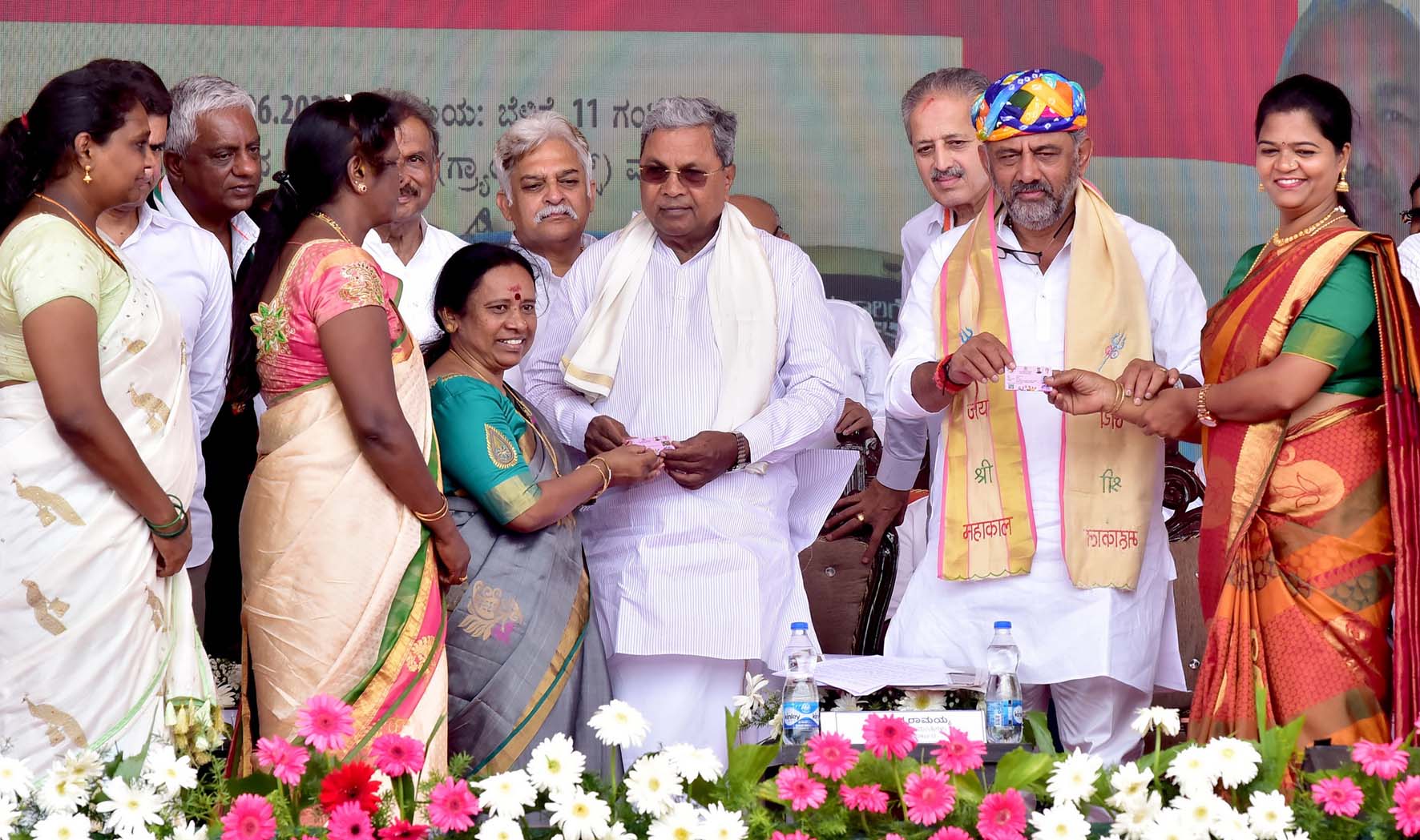 ‘ಮನುವಾದಿ’ಗಳಿಗೆ ಗೇಲಿ ಮಾಡುವುದೇ ಕೆಲಸ: ಸಿದ್ದರಾಮಯ್ಯ