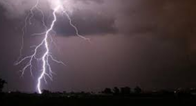 ಕಡೂರು: ಸಿಡಿಲು ಬಡಿದು ಯುವಕ ಮೃತ್ಯು; ಮಹಿಳೆಗೆ ಗಾಯ