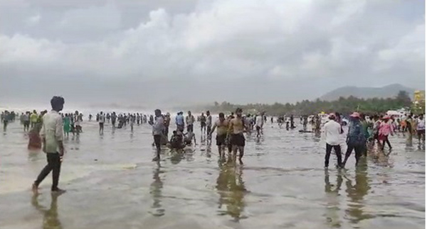 ಮುರುಡೇಶ್ವರ: ಸಮುದ್ರದಲ್ಲಿ ಮುಳುಗಿ ಬೆಂಗಳೂರು ಮೂಲದ ವಿದ್ಯಾರ್ಥಿ ಮೃತ್ಯು