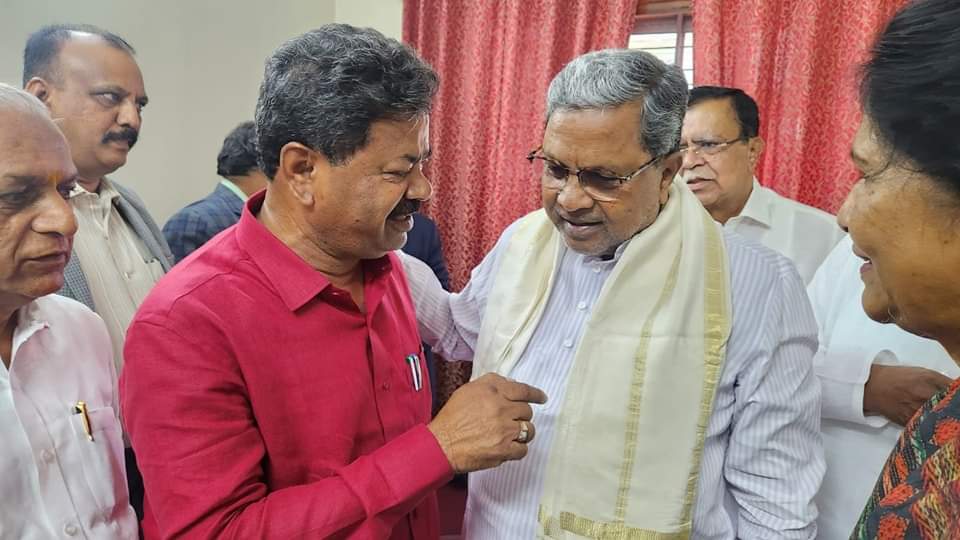 ಡಿಕೆಶಿ ಬಳಿಕ ಸಿಎಂ ಸಿದ್ದರಾಮಯ್ಯರನ್ನು ಭೇಟಿಯಾದ ಎಂ.ಪಿ ರೇಣುಕಾಚಾರ್ಯ