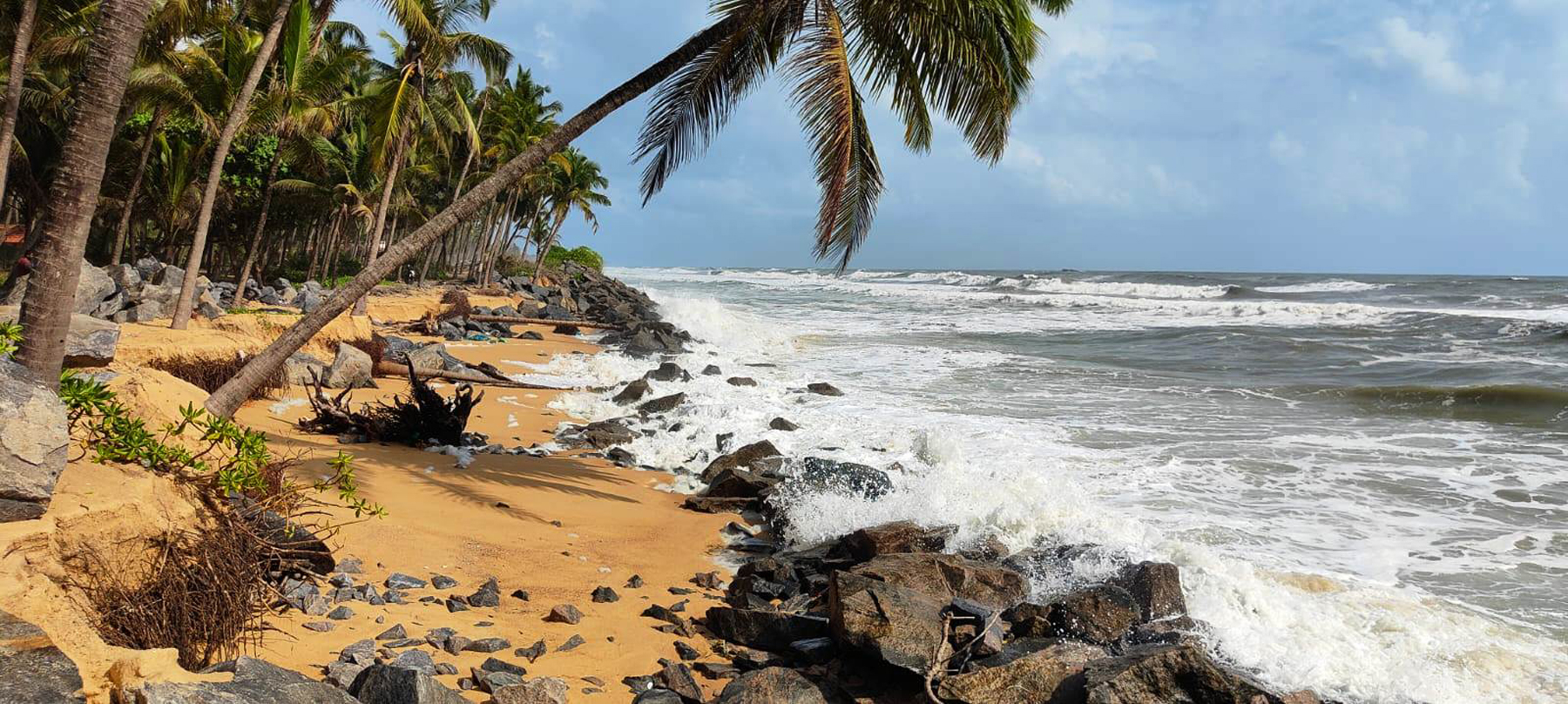 ಮೂಳೂರಿನಲ್ಲಿ ಕಡಲ್ಕೊರೆತ