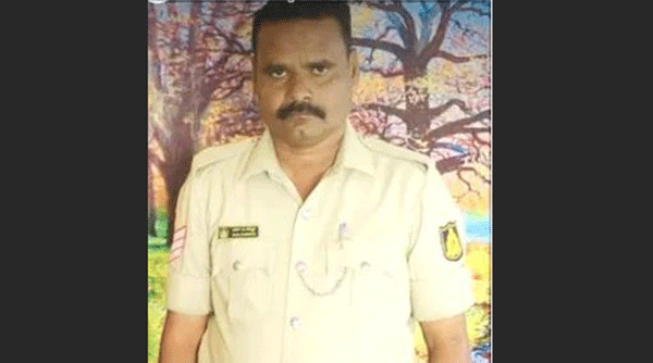 ಕಲಬುರಗಿ | ಅಕ್ರಮ ಮರಳು ಸಾಗಾಟದ ಟ್ರಾಕ್ಟರ್ ಹರಿದು ಹೆಡ್ ಕಾನ್​​​ಸ್ಟೇಬಲ್ ಮೃತ್ಯು: ಕೊಲೆ ಶಂಕೆ