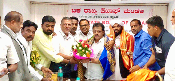 ವಕ್ಫ್ ಸಚಿವ ಝಮೀರ್ ಅಹ್ಮದ್ ಖಾನ್ ರಿಗೆ ನಾಸಿರ್ ಲಕ್ಕಿಸ್ಟಾರ್ ರಿಂದ ಅಭಿನಂದನೆ