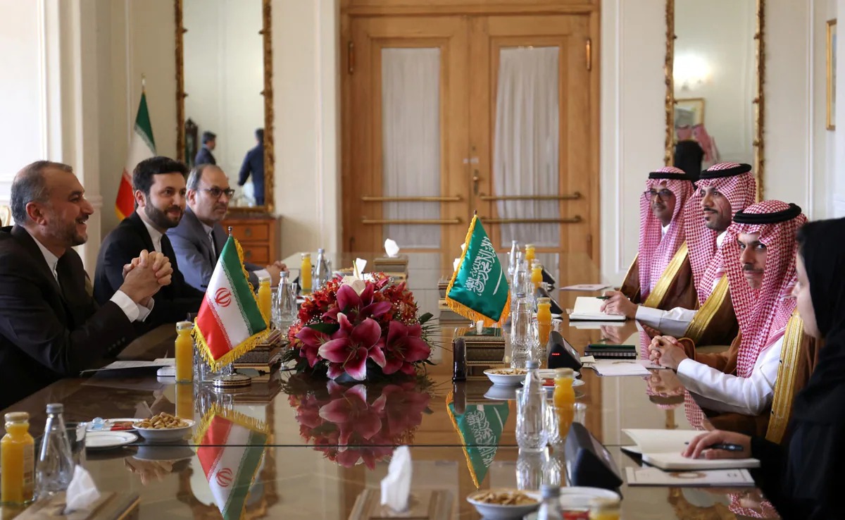 ಇರಾನ್ ಗೆ ಭೇಟಿ ನೀಡಿದ ಸೌದಿ ವಿದೇಶಾಂಗ ಸಚಿವ