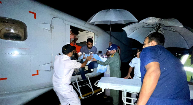 ಅನಾರೋಗ್ಯಪೀಡಿತ ಮಗುವನ್ನು ಡೋರ್ನಿಯರ್‌ ವಿಮಾನದಲ್ಲಿ ಲಕ್ಷದ್ವೀಪದಿಂದ ಕೊಚ್ಚಿಗೆ ಏರ್‌ಲಿಫ್ಟ್‌ ಮಾಡಿದ ನೌಕಾಪಡೆ